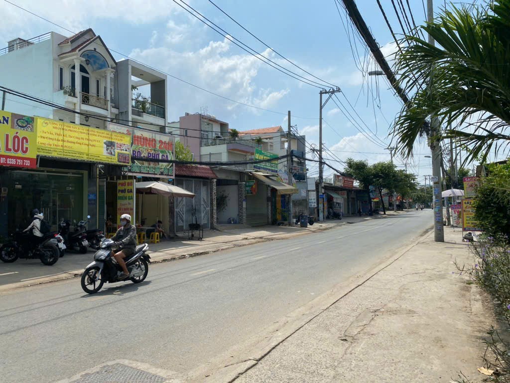 Duy nhất 1 căn ngay Linh Đông cạnh chợ, diện tích khủng sổ hồng riêng giá chỉ 4,1 tỷ.